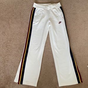 Women’s Nike pants